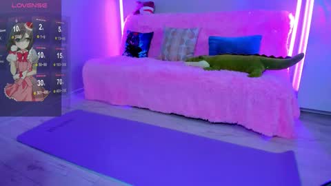 Snapshot of chatur_lady_ chatting on 12, 11, 2025 Betty online show from 12, 11, 2025