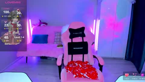 Snapshot of chatur_lady_ chatting on 3, 12, 2025 Betty online show from 3, 12, 2025