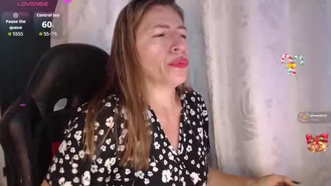 CHAYLA VICTORIA RUIZ  online show from 13, 12, 2025