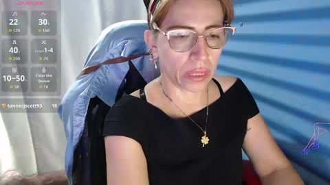 CHAYLA VICTORIA RUIZ  online show from 17, 5, 2026
