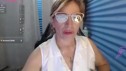 Snapshot of chayla_ruiz chatting on 6, 6, 2026 CHAYLA VICTORIA RUIZ online show from 6, 6, 2026