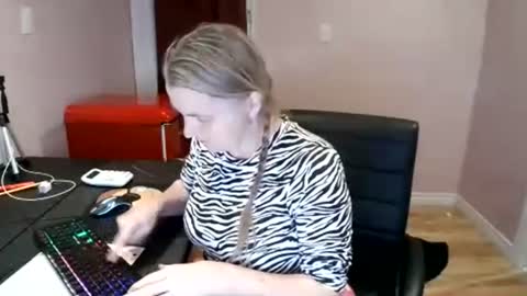 Snapshot of chealsiek chatting on 26, 10, 2025 chealsiek online show from 26, 10, 2025