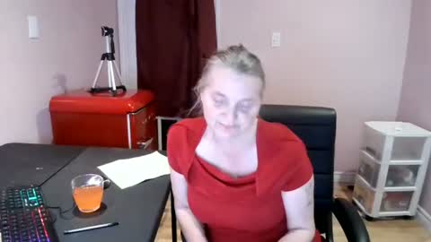 Snapshot of chealsiek chatting on 7, 11, 2025 chealsiek online show from 7, 11, 2025