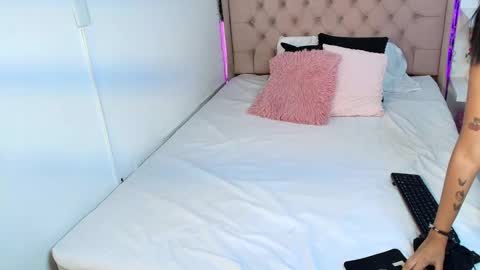 cheerry_moon online show from 2, 3, 2026