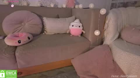 Snapshot of cheerrysweett chatting on 11, 10, 2025 Baby Cherry online show from 11, 10, 2025