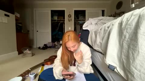 Snapshot of chellybear101 chatting on 17, 2, 2026 chellybear101 online show from 17, 2, 2026