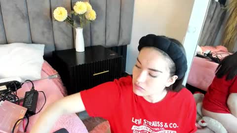 chelsea_bolton_ online show from 4, 11, 2025