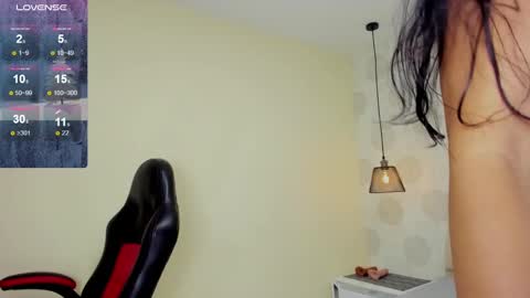 Camila  online show from 29, 1, 2025