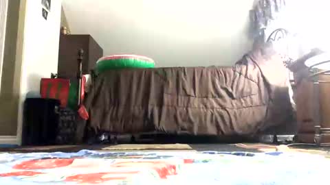 Snapshot of chenovich chatting on 4, 1, 2025 chenovich online show from 4, 1, 2025