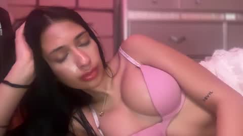 Snapshot of cherliecarmen chatting on 13, 2, 2025 cherliecarmen online show from 13, 2, 2025