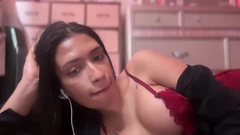 Snapshot of cherliecarmen chatting on 20, 2, 2025 cherliecarmen online show from 20, 2, 2025