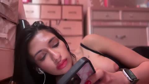 Snapshot of cherliecarmen chatting on 3, 3, 2025 cherliecarmen online show from 3, 3, 2025