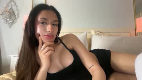 Snapshot of cherliecarmen chatting on 18, 12, 2025 cherliecarmen online show from 18, 12, 2025