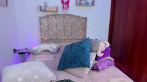 cherries_and_wine_ online show from 14, 12, 2024