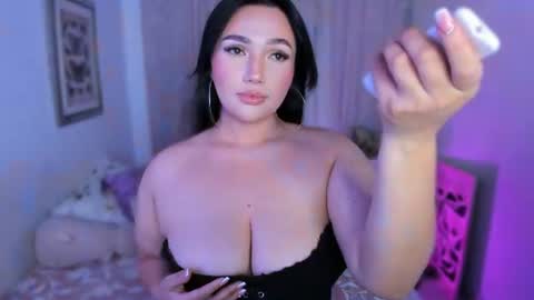 Snapshot of cherries_and_wine_ chatting on 21, 6, 2026 cherries_and_wine_ online show from 21, 6, 2026