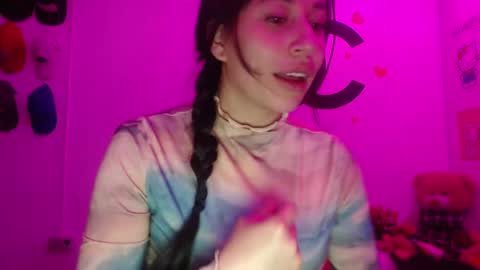 Snapshot of cherry_hc chatting on 8, 2, 2025 Nezumy Rey  online show from 8, 2, 2025