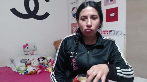 Snapshot of cherry_hc chatting on 26, 2, 2025 Nezumy Rey  online show from 26, 2, 2025