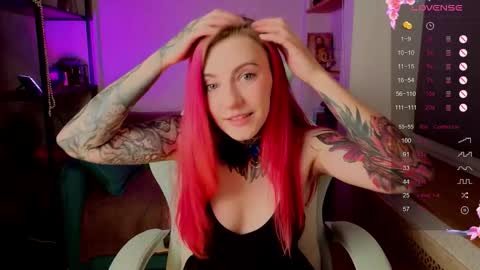 Snapshot of cherry_roxy chatting on 27, 11, 2025 Roxy online show from 27, 11, 2025