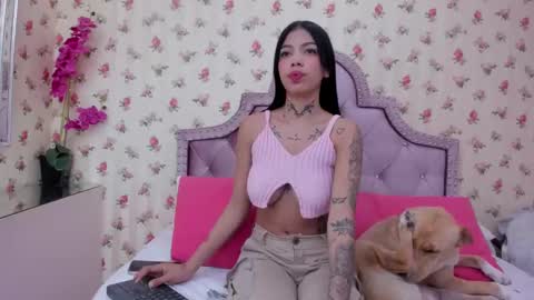 Sussan Cherry  online show from 31, 1, 2025