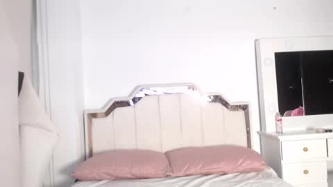 Sussan Cherry  online show from 11, 9, 2025