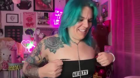 Snapshot of cherryb0mbb0mb chatting on 29, 10, 2025 CherryBombBomb online show from 29, 10, 2025