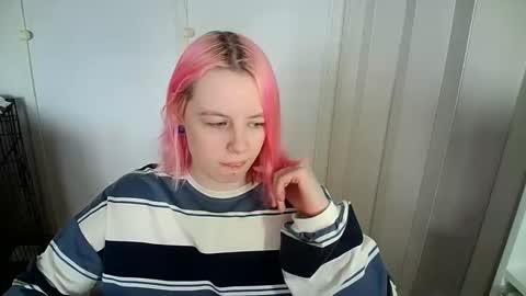 cherrybaby_0 online show from 20, 4, 2026