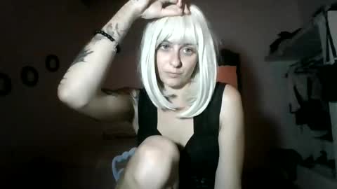 cherryblushxo online show from 25, 3, 2026