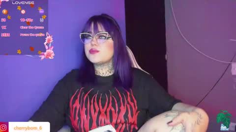  dayis independent model  online show from 29, 12, 2024