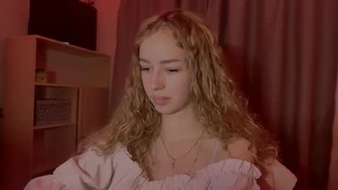 Snapshot of cherryrush951544 chatting on 14, 11, 2025 Evie online show from 14, 11, 2025