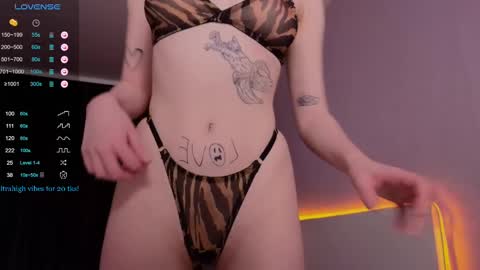 Snapshot of cherrystoun chatting on 20, 2, 2025 Katrine online show from 20, 2, 2025