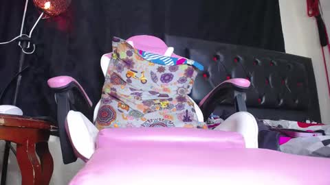 Snapshot of cherryts_hot chatting on 19, 2, 2025 cherry hot online show from 19, 2, 2025