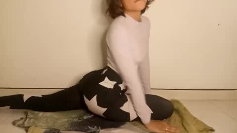 Snapshot of cherrywitchy chatting on 1, 1, 2025 Cherry online show from 1, 1, 2025