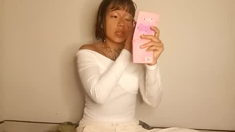 Snapshot of cherrywitchy chatting on 2, 1, 2025 Cherry online show from 2, 1, 2025