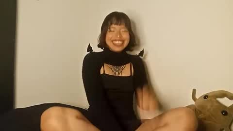 Snapshot of cherrywitchy chatting on 8, 1, 2025 Cherry online show from 8, 1, 2025