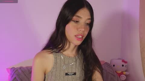 Snapshot of cheryelfox chatting on 10, 10, 2025 cheryelfox online show from 10, 10, 2025