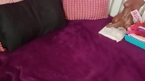 Snapshot of cheryl6fox chatting on 17, 10, 2025 Cheryl6Fox online show from 17, 10, 2025