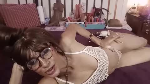 Snapshot of cheryl6fox chatting on 30, 11, 2025 Cheryl6Fox online show from 30, 11, 2025