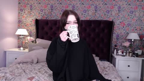 Snapshot of cheryl_turner chatting on 6, 1, 2025 amelia online show from 6, 1, 2025