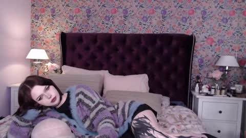 Snapshot of cheryl_turner chatting on 6, 1, 2025 amelia online show from 6, 1, 2025