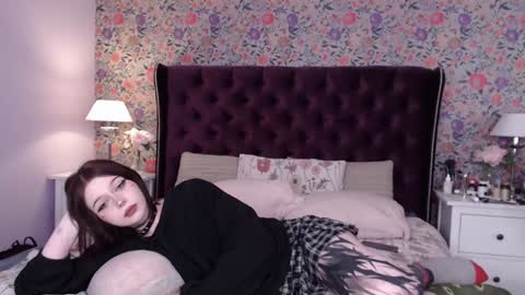 Snapshot of cheryl_turner chatting on 8, 1, 2025 amelia online show from 8, 1, 2025