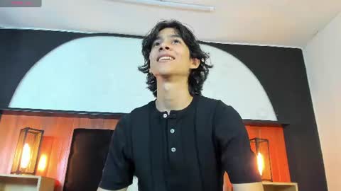 Snapshot of cheys_mast chatting on 25, 6, 2026 Cheys online show from 25, 6, 2026