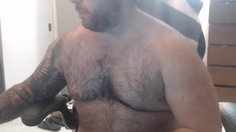 Snapshot of chicagoguy86 chatting on 12, 11, 2025 Chicagoguy86 aka Benny Cooper online show from 12, 11, 2025