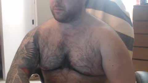 Snapshot of chicagoguy86 chatting on 17, 12, 2025 Chicagoguy86 aka Benny Cooper online show from 17, 12, 2025