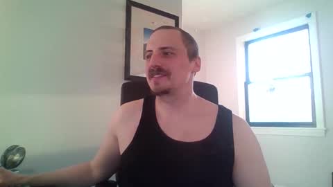 Snapshot of chillsfguy chatting on 5, 1, 2026 Chillsfguy online show from 5, 1, 2026