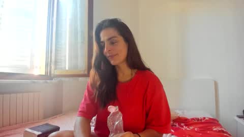 Snapshot of chillwithcamii chatting on 19, 9, 2025 yoursensualparadise online show from 19, 9, 2025