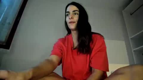 Snapshot of chillwithcamii chatting on 29, 9, 2025 yoursensualparadise online show from 29, 9, 2025