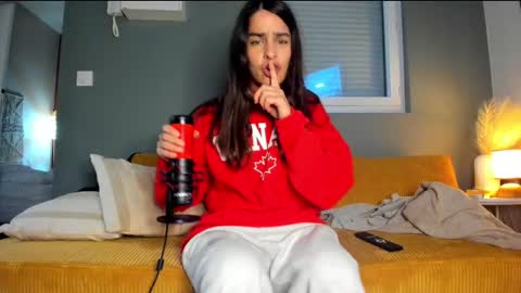 Snapshot of chillwithcamii chatting on 6, 11, 2025 yoursensualparadise online show from 6, 11, 2025