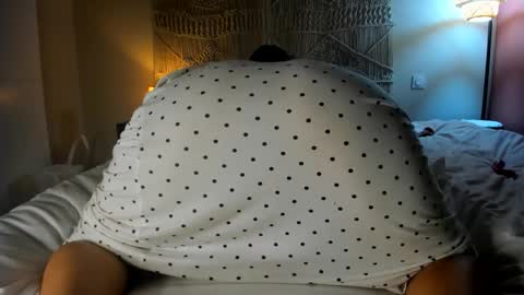 Snapshot of chillwithcamii chatting on 9, 11, 2025 yoursensualparadise online show from 9, 11, 2025