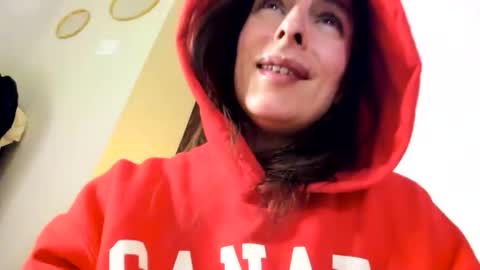 Snapshot of chillwithcamii chatting on 21, 11, 2025 yoursensualparadise online show from 21, 11, 2025