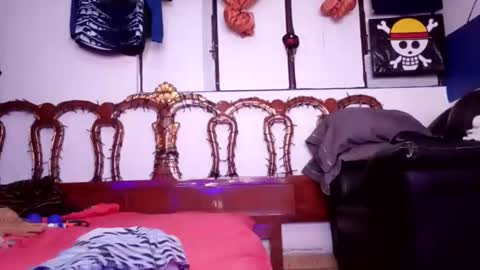 Snapshot of chispahot69 chatting on 18, 12, 2025 chispahot69 online show from 18, 12, 2025